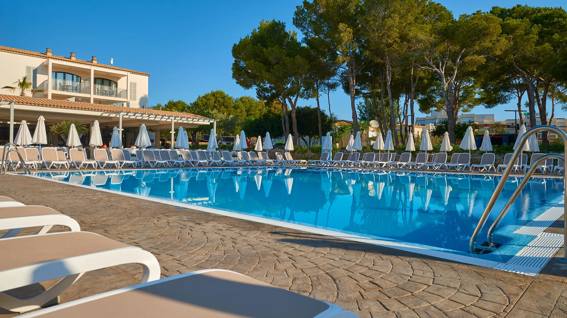 Protur Floriana Resort 3* Sup カラ・ボナ アパートホテル